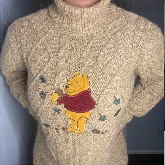 Vintage Disney Winnie The Pooh Oversized Cable Knit Turtleneck Sweater - Picture 2 of 3